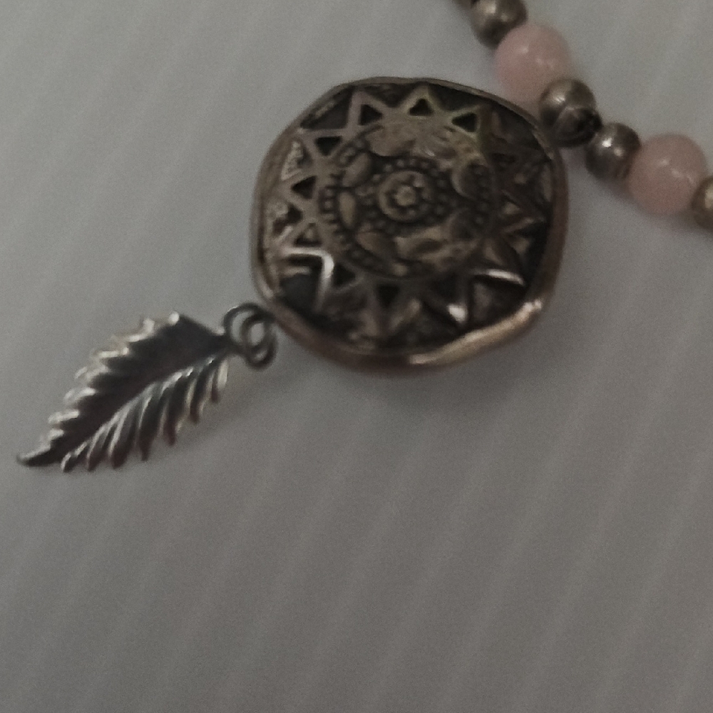 Unique Native American Inspired and Beaded Necklace. See The Craftmanship!!! - Picture 8 of 9